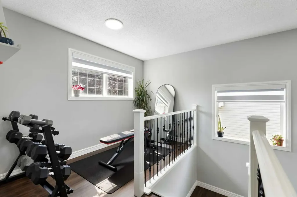 13 Somerset Park SW Calgary AB T2Y 3H3