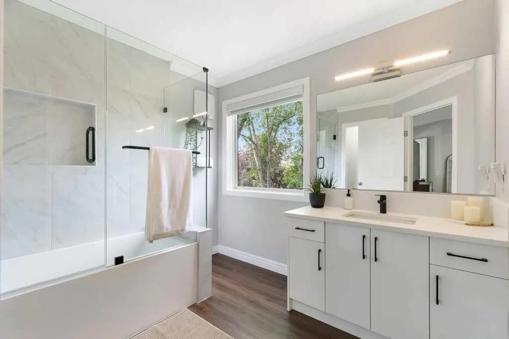 13 Somerset Park SW Calgary AB T2Y 3H3