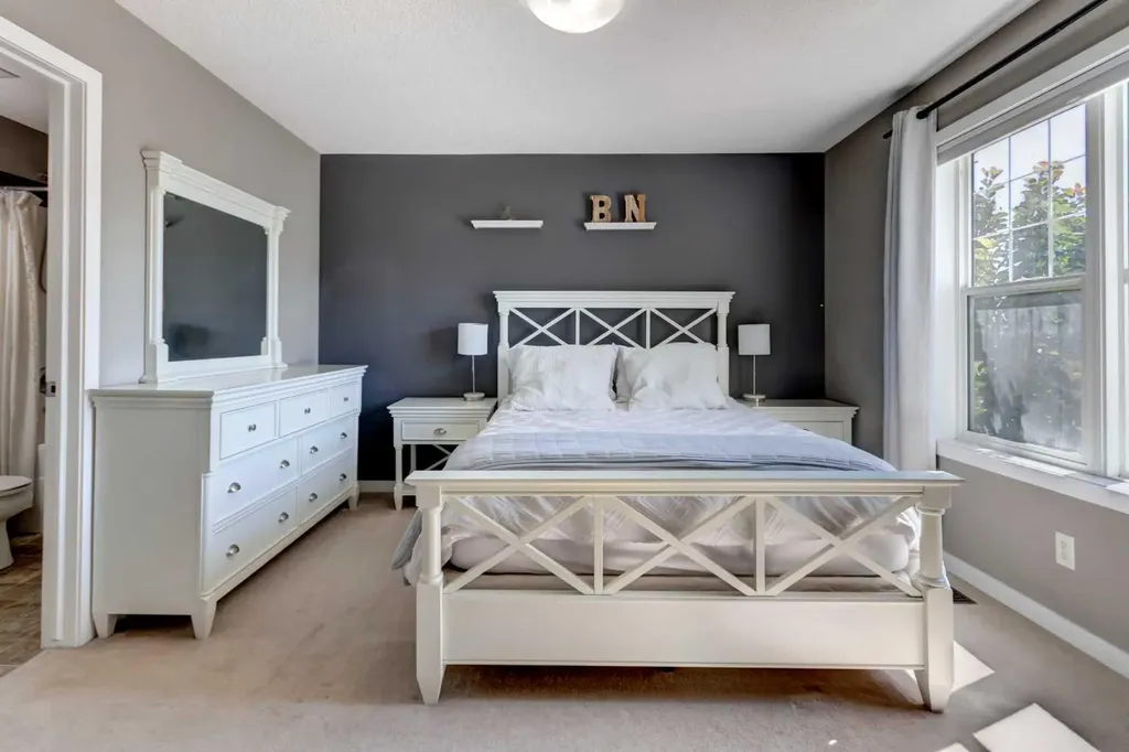 1058 New Brighton Park SE Calgary AB T2Z 0Y1