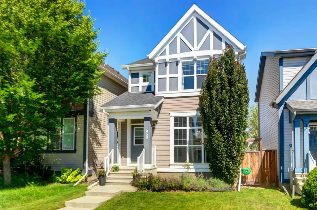 1058 New Brighton Park SE Calgary AB T2Z 0Y1