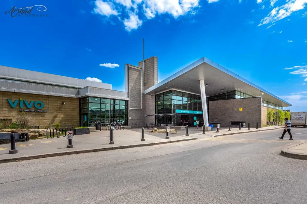 7 Panora Square NW Calgary AB T3P 1E5