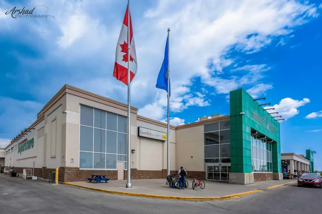 7 Panora Square NW Calgary AB T3P 1E5
