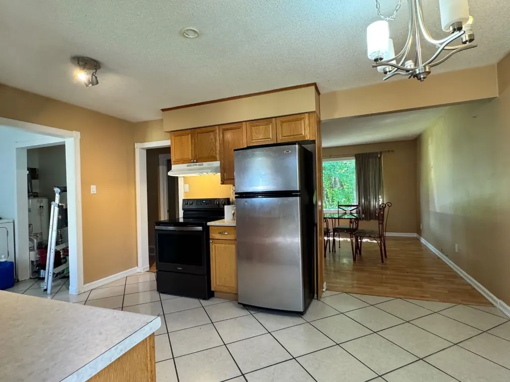 10809 95 Street Grande Prairie AB T8V 1Z6