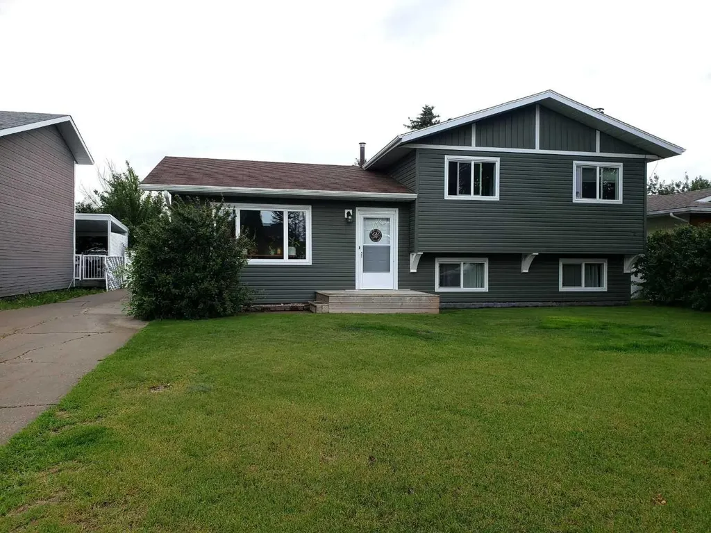 10213 106 Avenue Fairview AB T0H 1L0