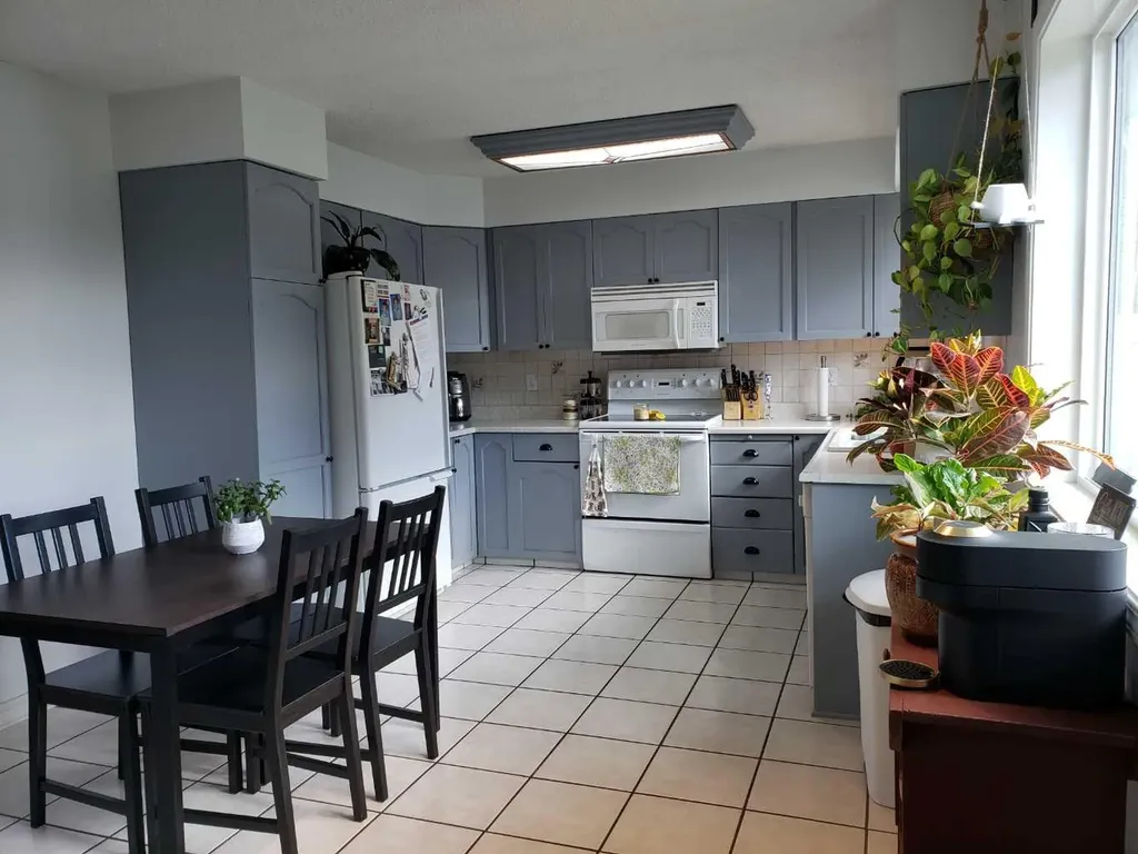 10213 106 Avenue Fairview AB T0H 1L0