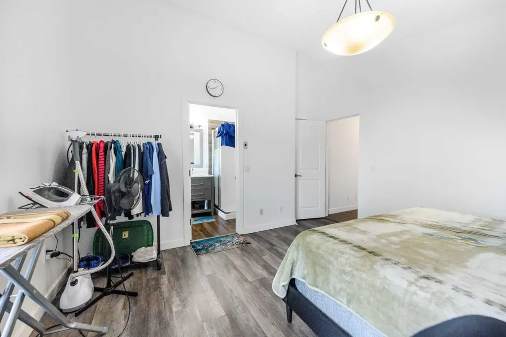 5 Citadel Hills Circle NW Calgary AB T3G 3V4