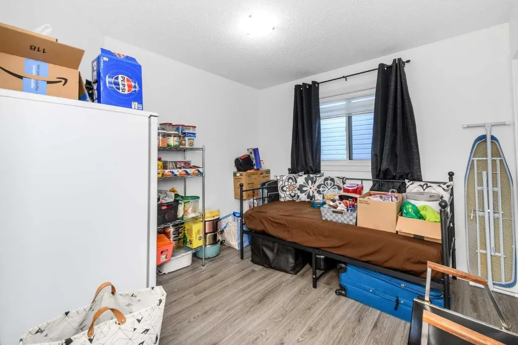 5 Citadel Hills Circle NW Calgary AB T3G 3V4