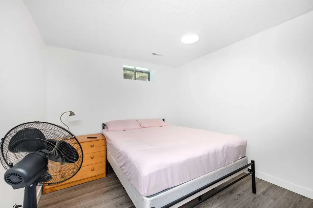 5 Citadel Hills Circle NW Calgary AB T3G 3V4