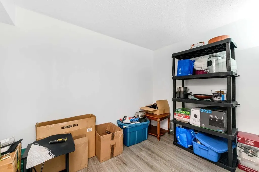 5 Citadel Hills Circle NW Calgary AB T3G 3V4