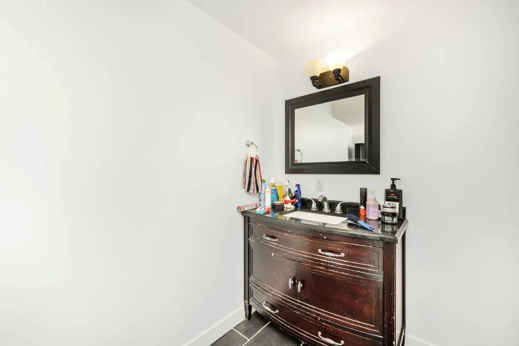 5 Citadel Hills Circle NW Calgary AB T3G 3V4