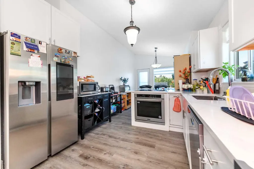 5 Citadel Hills Circle NW Calgary AB T3G 3V4