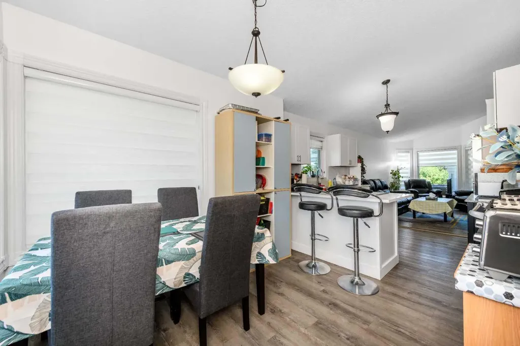 5 Citadel Hills Circle NW Calgary AB T3G 3V4