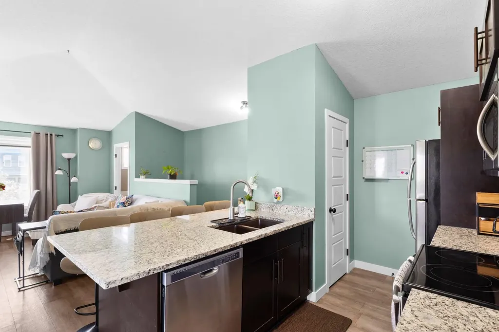 2781 Chinook Winds Drive Airdrie AB T4B 3S5