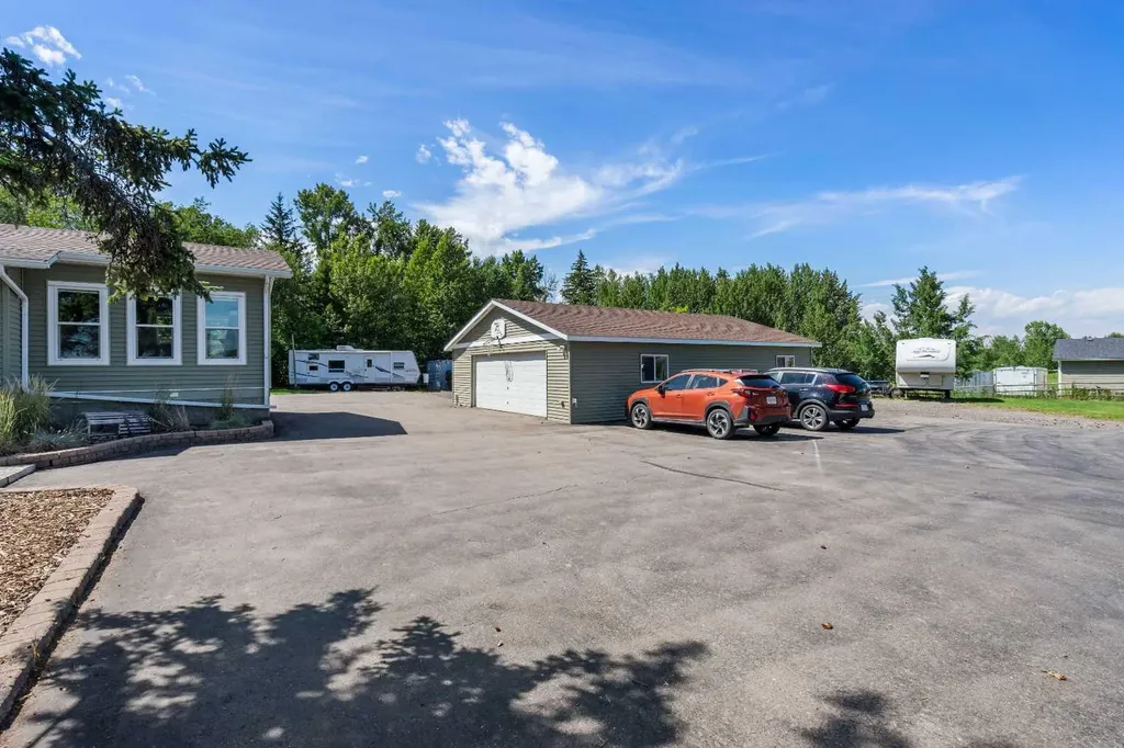 242034 36 Street E Rural Foothills County AB T1S3P9