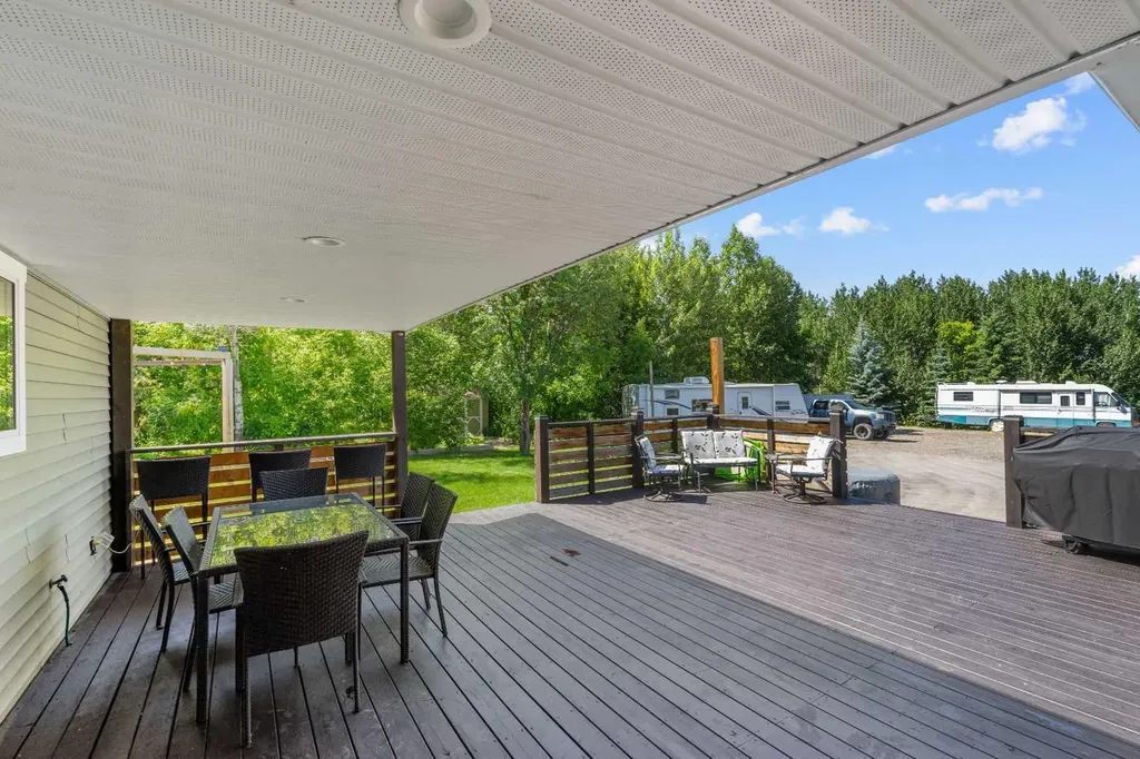 242034 36 Street E Rural Foothills County AB T1S3P9
