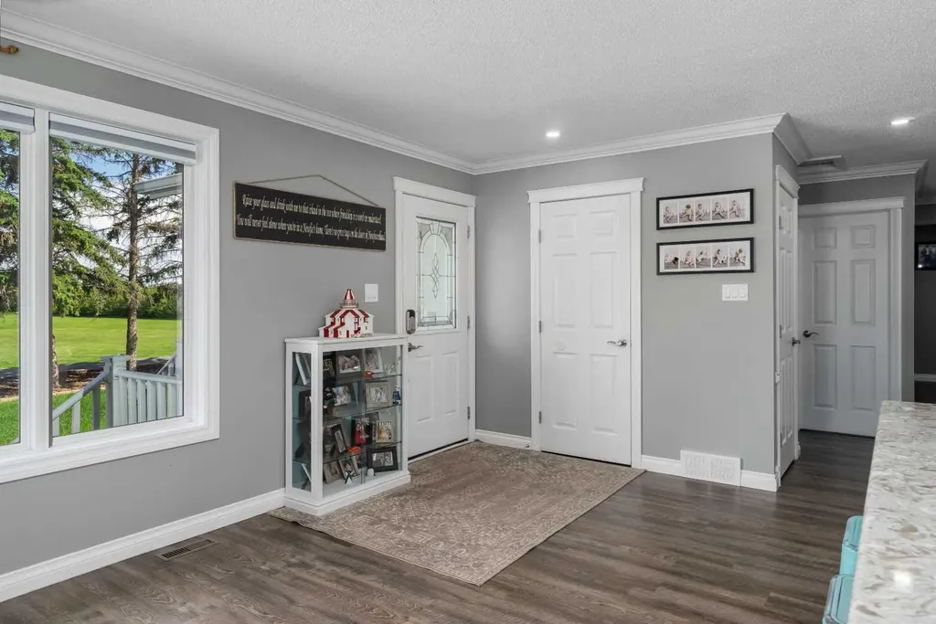 242034 36 Street E Rural Foothills County AB T1S3P9