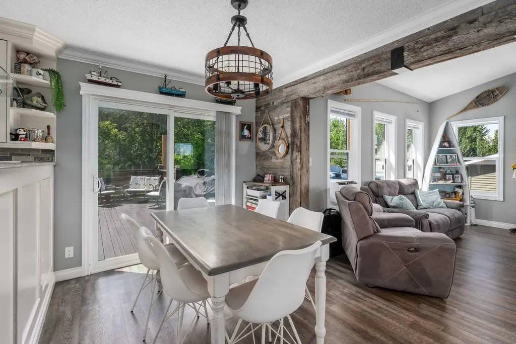 242034 36 Street E Rural Foothills County AB T1S3P9