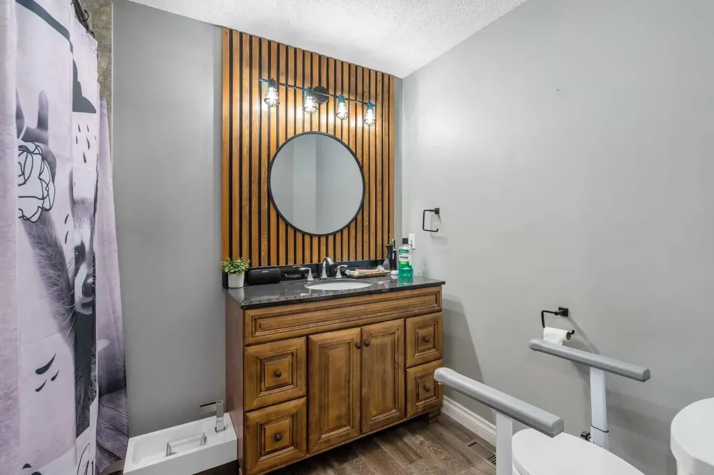 242034 36 Street E Rural Foothills County AB T1S3P9