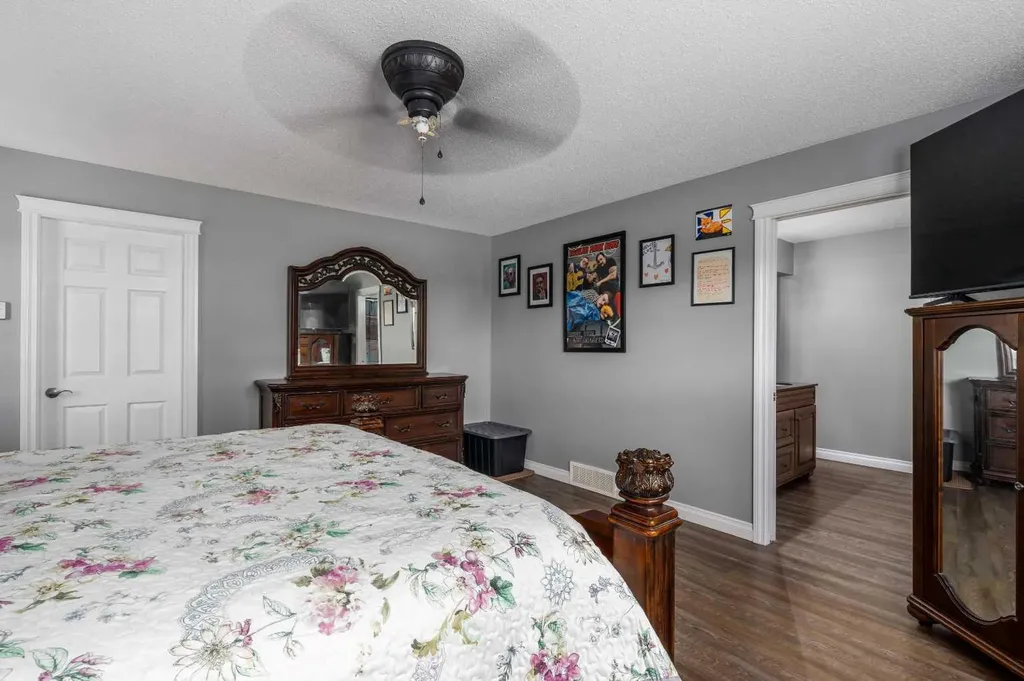 242034 36 Street E Rural Foothills County AB T1S3P9
