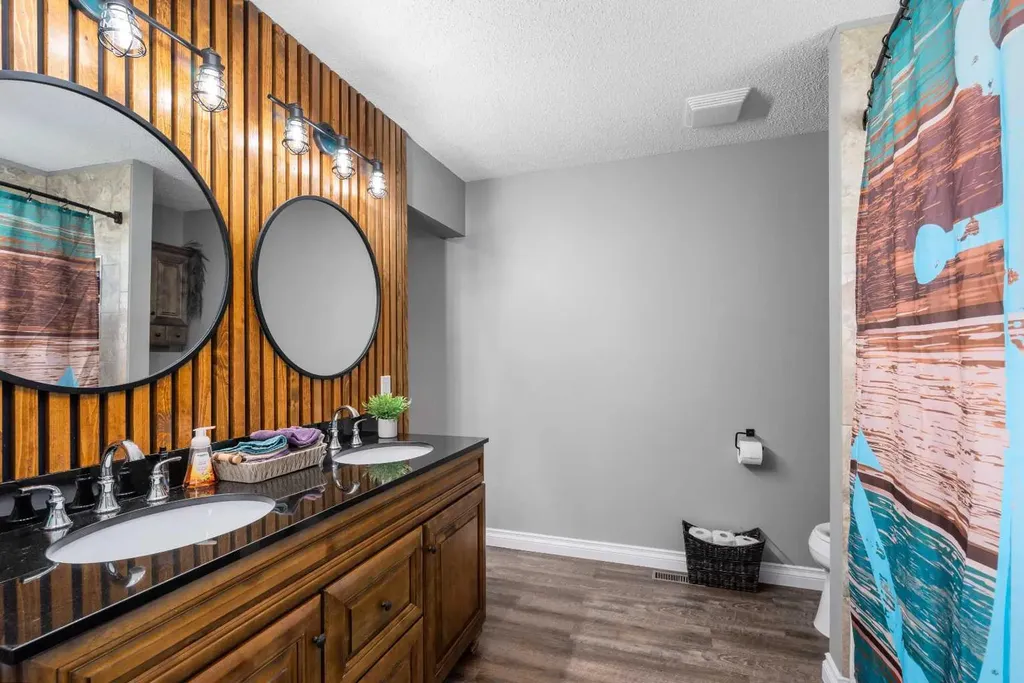 242034 36 Street E Rural Foothills County AB T1S3P9