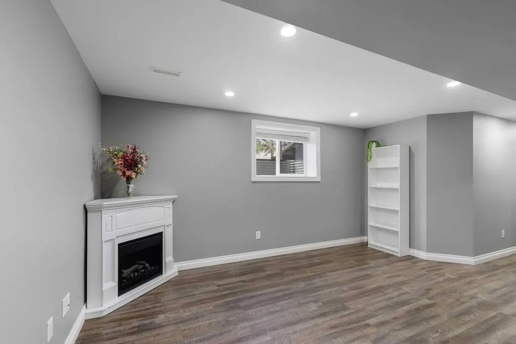 242034 36 Street E Rural Foothills County AB T1S3P9