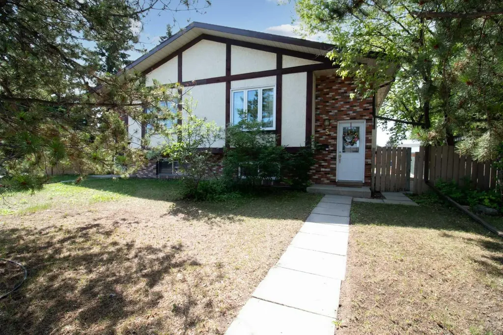 5 Mccullough Crescent Red Deer AB T8H 0J8