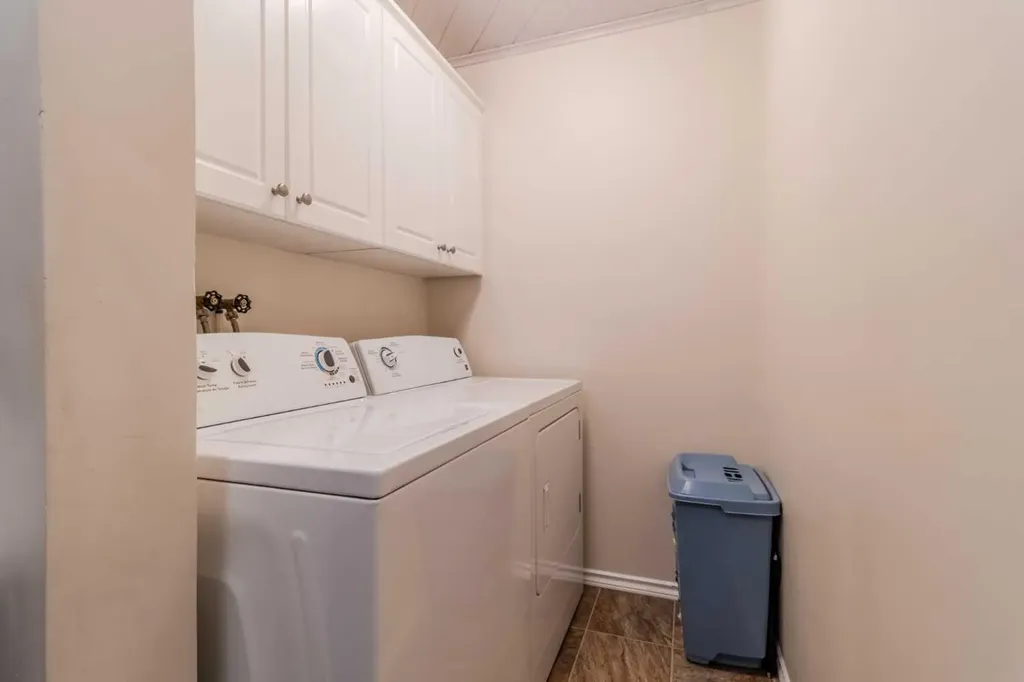 5 Mccullough Crescent Red Deer AB T8H 0J8