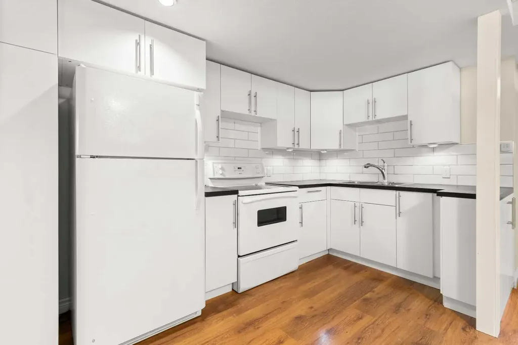 5 Mccullough Crescent Red Deer AB T8H 0J8
