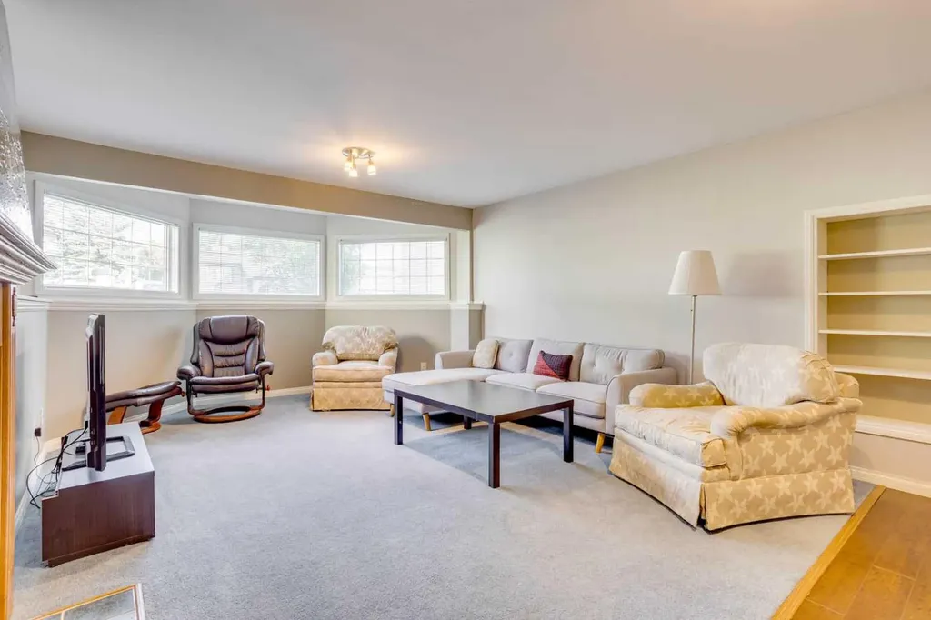 193 Blanchett Road Fort Mcmurray AB T9K 2H3