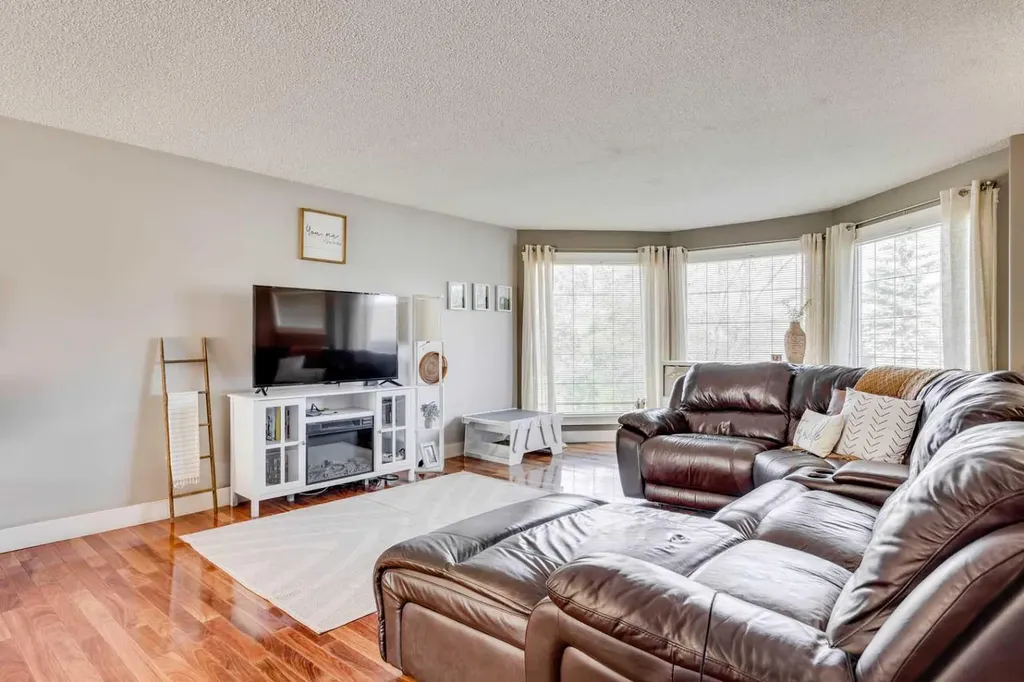 193 Blanchett Road Fort Mcmurray AB T9K 2H3