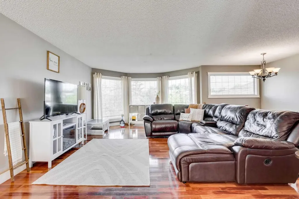 193 Blanchett Road Fort Mcmurray AB T9K 2H3