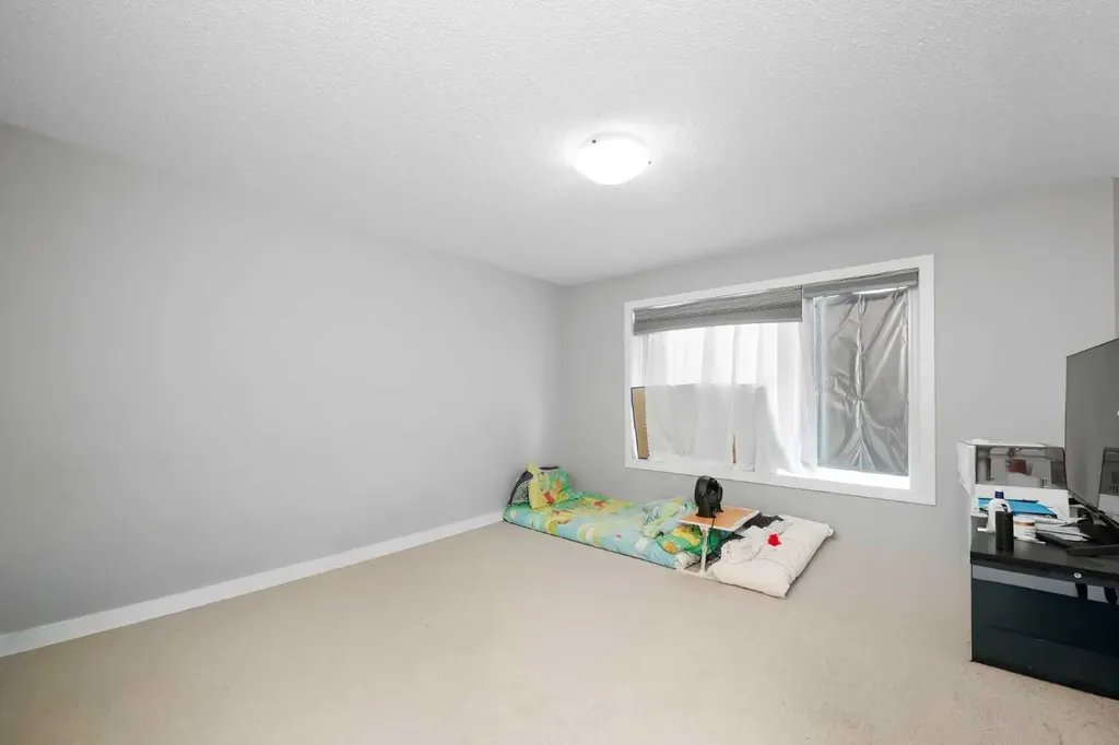 226 Ambleton Drive NW Calgary AB T3P1W7