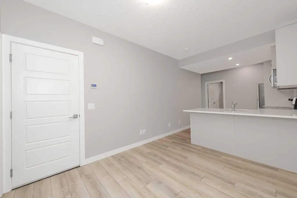 226 Ambleton Drive NW Calgary AB T3P1W7
