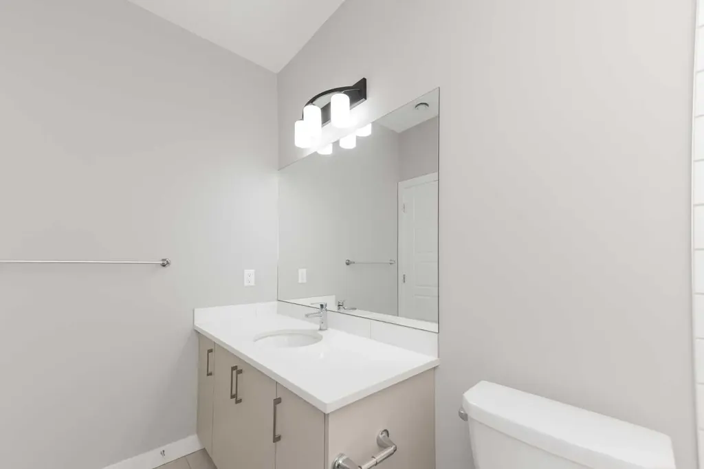 226 Ambleton Drive NW Calgary AB T3P1W7