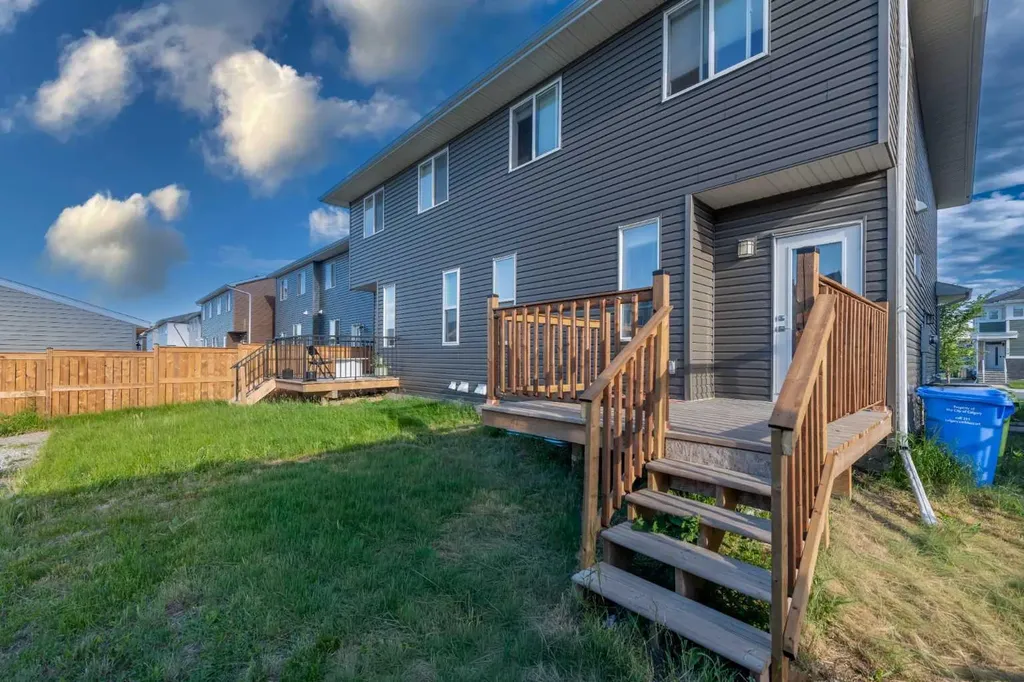 226 Ambleton Drive NW Calgary AB T3P1W7