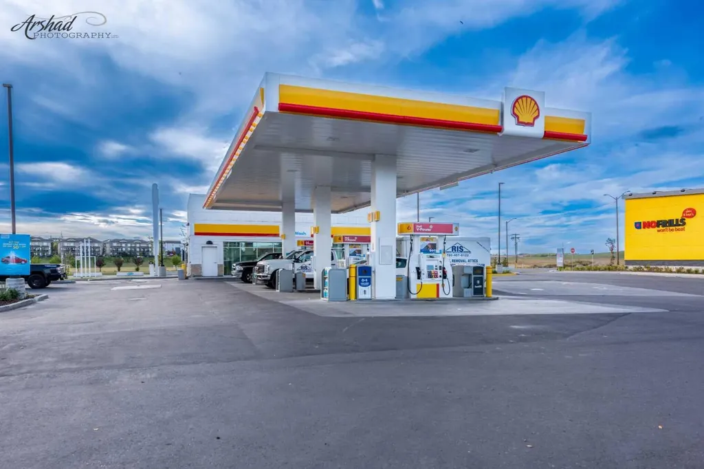 226 Ambleton Drive NW Calgary AB T3P1W7