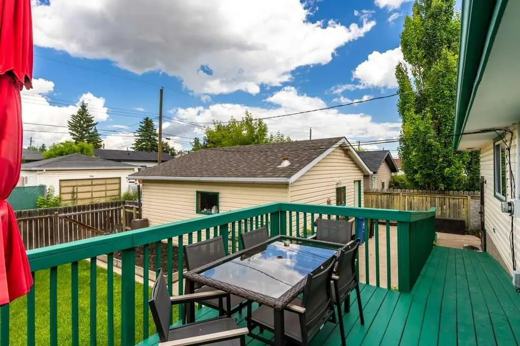 39 Maryvale Crescent NE Calgary AB T2A 2V5