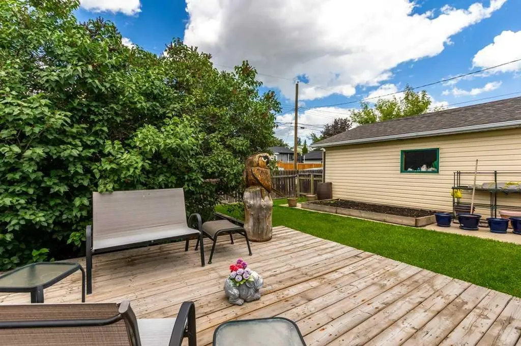 39 Maryvale Crescent NE Calgary AB T2A 2V5