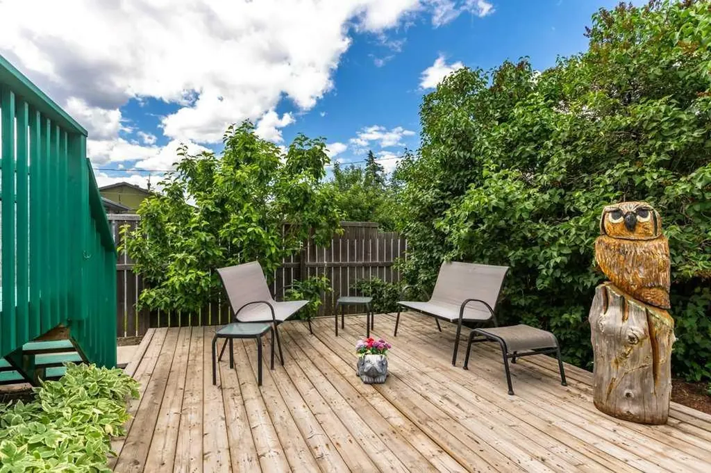 39 Maryvale Crescent NE Calgary AB T2A 2V5