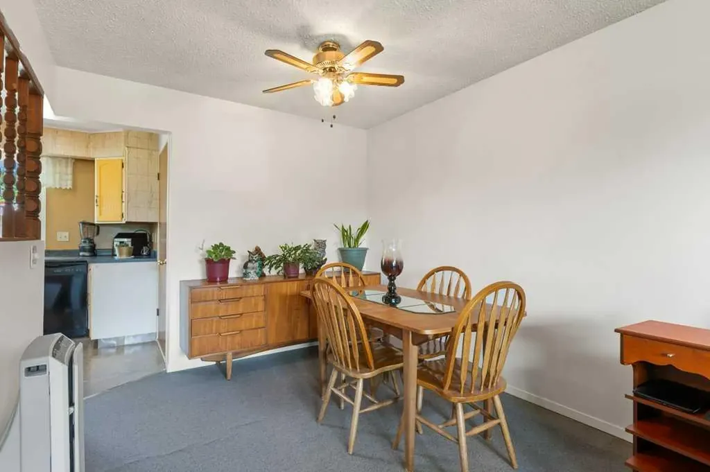 39 Maryvale Crescent NE Calgary AB T2A 2V5