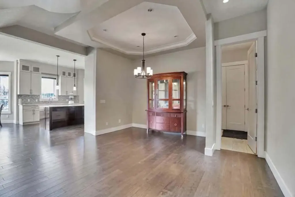 113 Kinniburgh Bay Chestermere AB T1X0M2