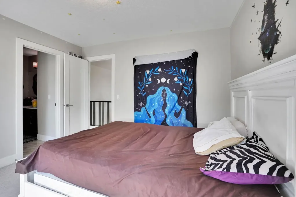113 Kinniburgh Bay Chestermere AB T1X0M2