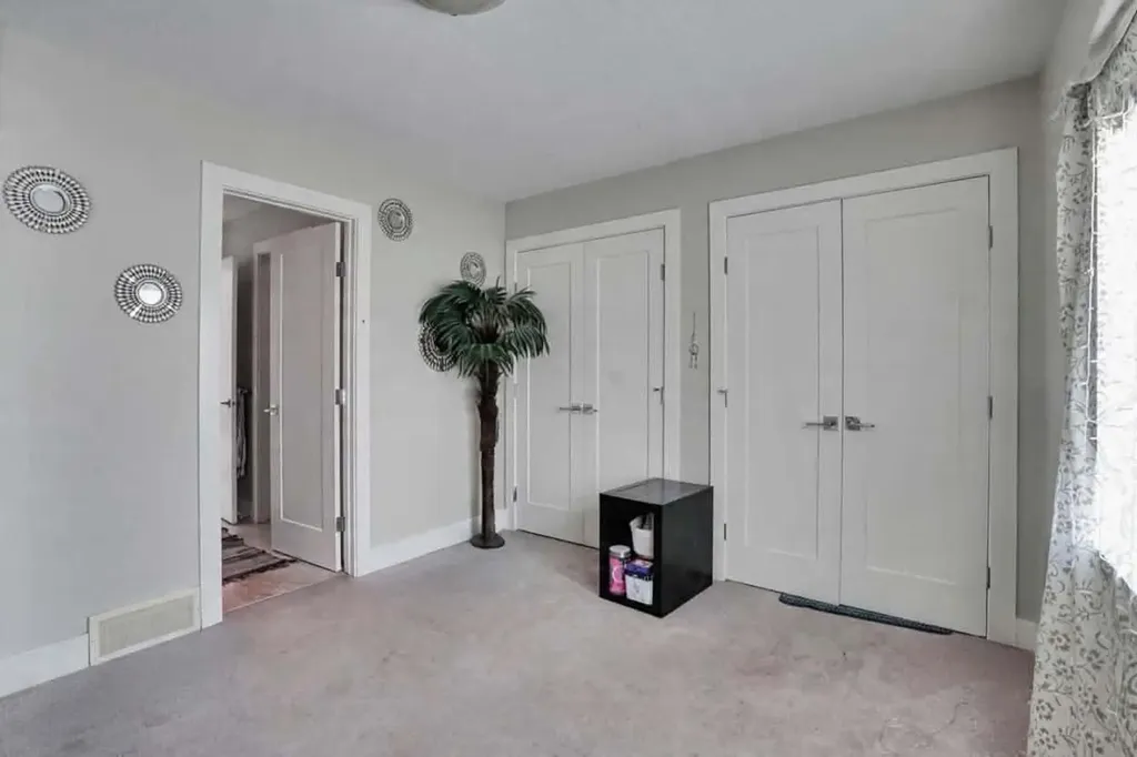 113 Kinniburgh Bay Chestermere AB T1X0M2