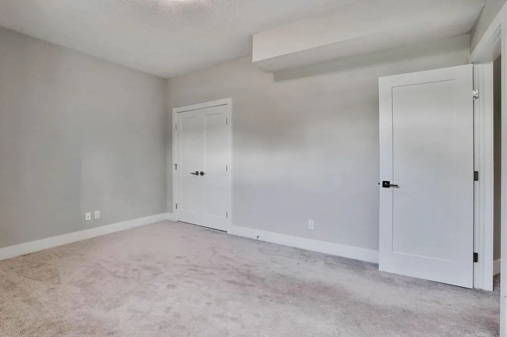 113 Kinniburgh Bay Chestermere AB T1X0M2