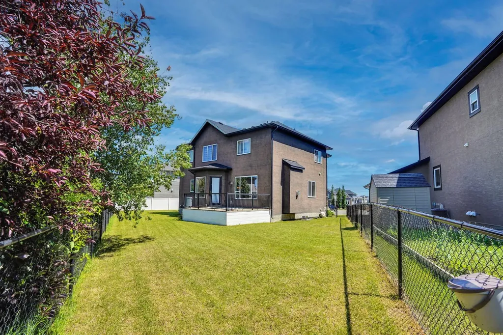 113 Kinniburgh Bay Chestermere AB T1X0M2