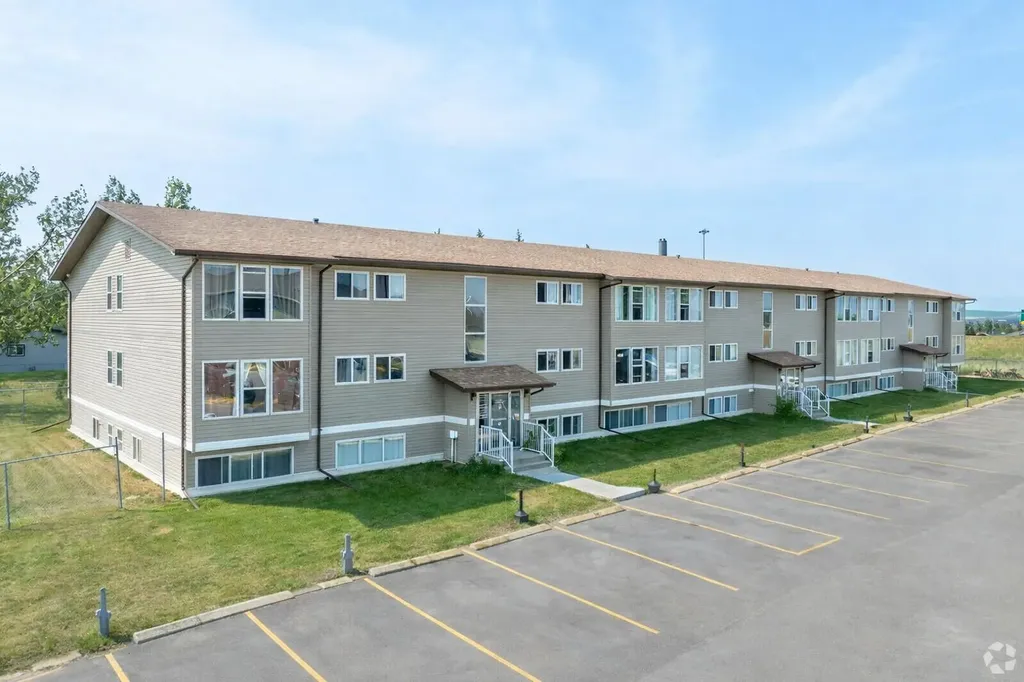 101 Big Hill Way SE Airdrie AB T4A 1Z6