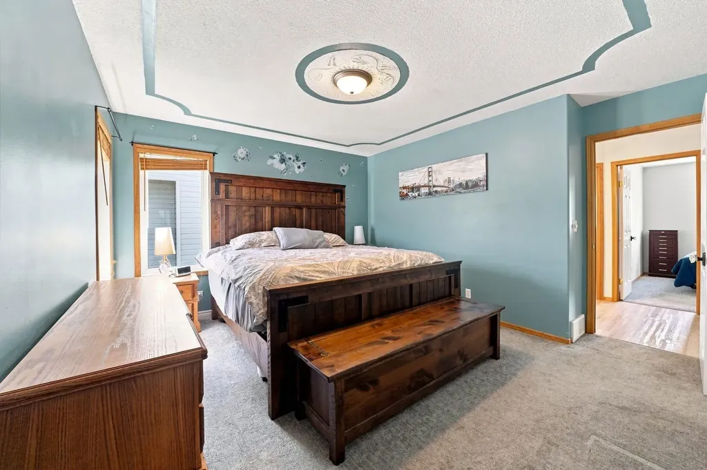 155 Lampard Crescent Red Deer AB T4R 2W7