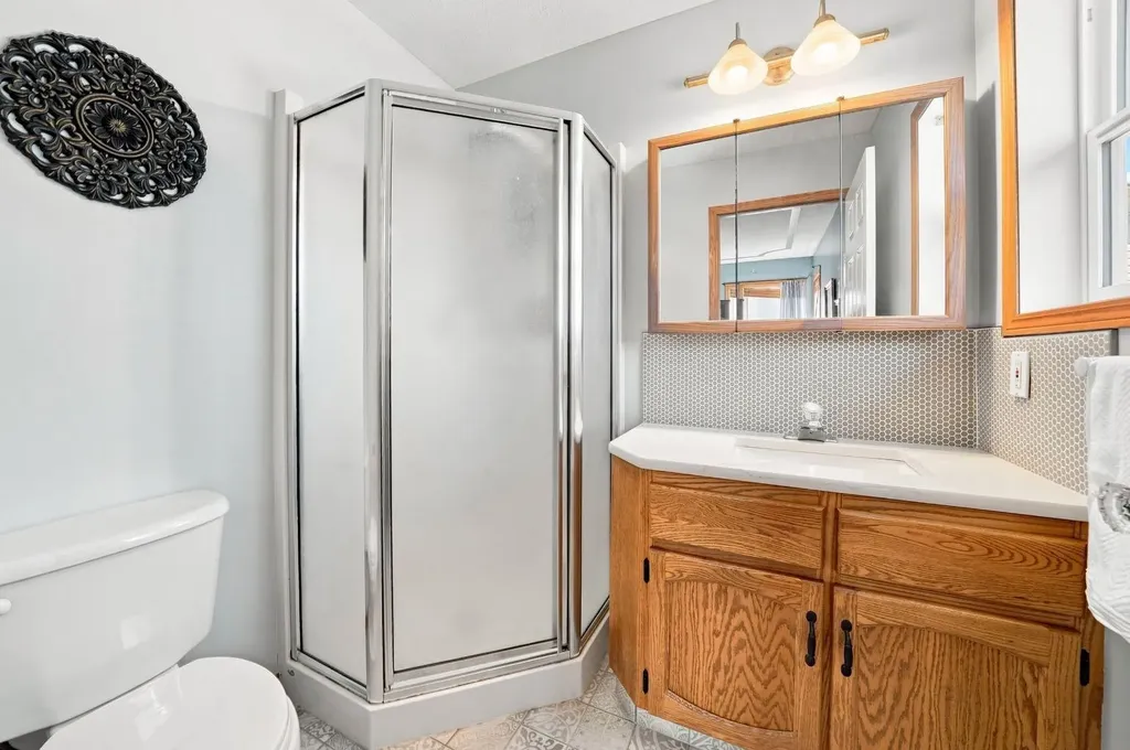 155 Lampard Crescent Red Deer AB T4R 2W7
