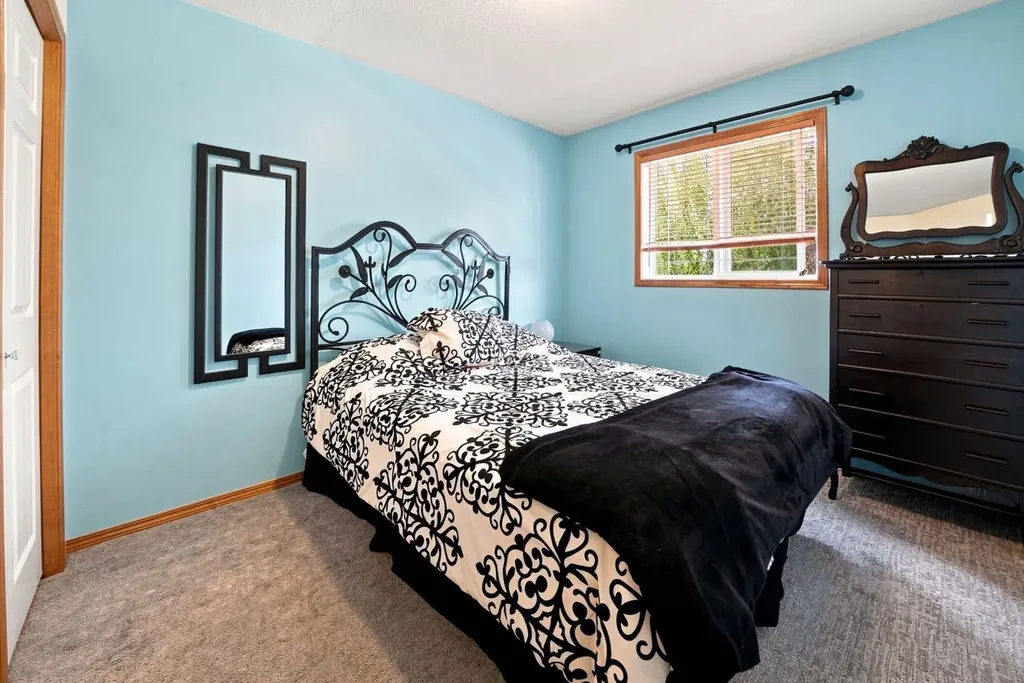 155 Lampard Crescent Red Deer AB T4R 2W7