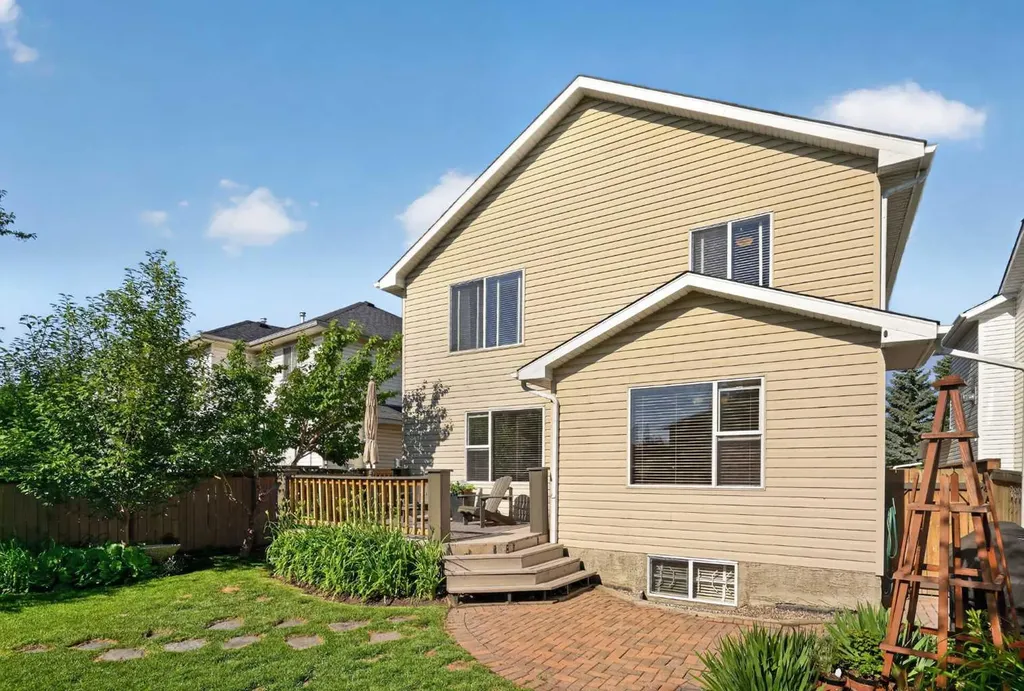 18320 Chaparral Street SE Calgary AB T2X3K9